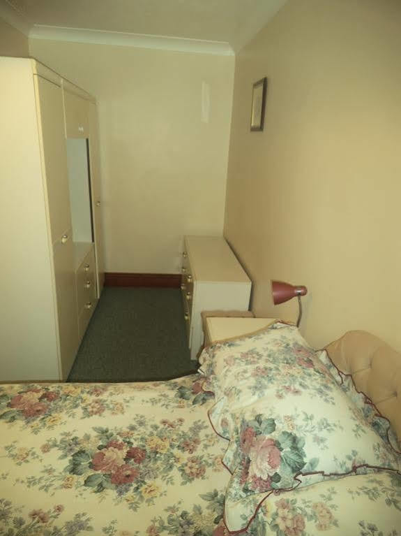 Quayside Close Holiday Apartments Poole Eksteriør bilde